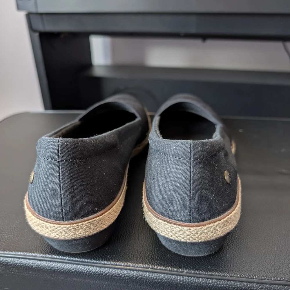 Grasshoppers Size 10‎ Black Slip On Espadrille Wedge Sneakers